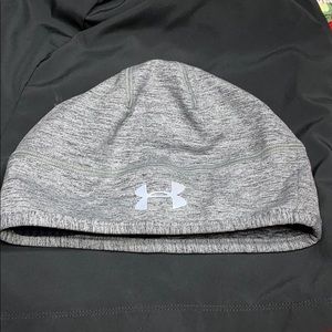 Under armour ponytail beanie